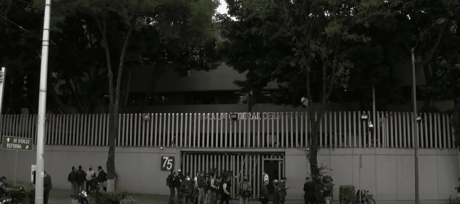 Comparece investigadora María Mónica Ramírez ante la FGR por caso Conacyt