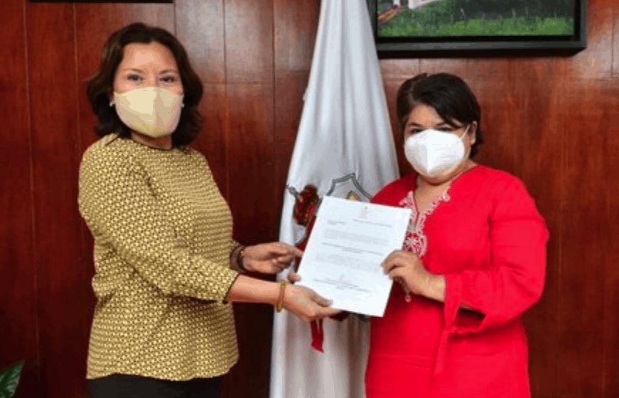 Lily Lara Romero nueva directora del CCYTET Lily Lara Romero nueva directora del CCYTET