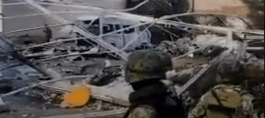 Destruyen bodega que almacenaba pólvora con una bomba lanzada con un dron en Tepalcatepec, Michoacán