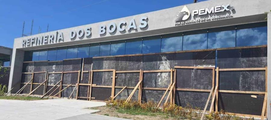 Blindan accesos a Dos Bocas ante temor de nuevas protestas