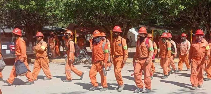 Retiran y dan de baja administrativa a 45 empleados de Dos Bocas