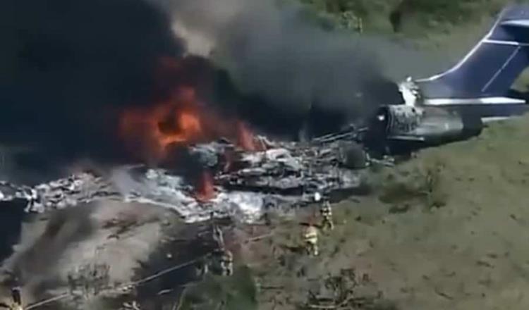 Se desploma avión en Houston, Texas