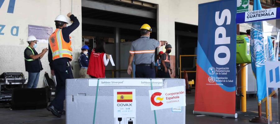 Vacunación contra el COVID en AL supera el 50%