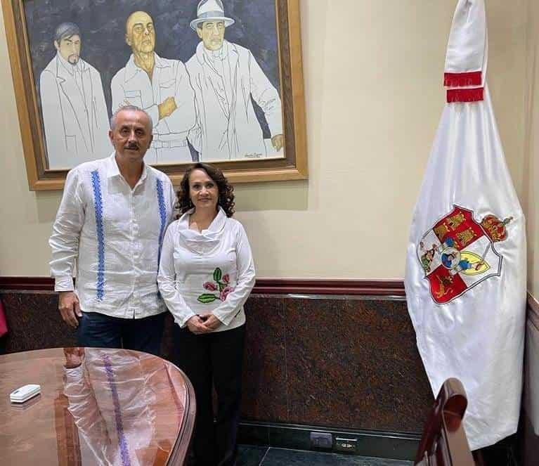 Dolores Padierna realiza gira por el estado y se reúne con Carlos Merino Campos