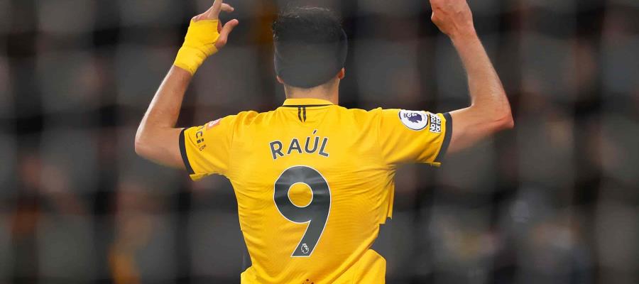 Raúl Jiménez anota su gol 50 con el Wolverhampton