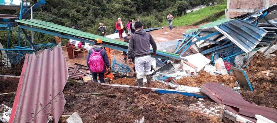 Fallecen 11 personas tras deslizamiento de tierra en Colombia Fallecen 11 personas tras deslizamiento de tierra en Colombia