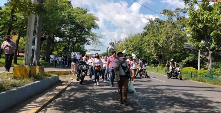 Replican en Villahermosa marcha para exigir justicia para Octavio Ocaña