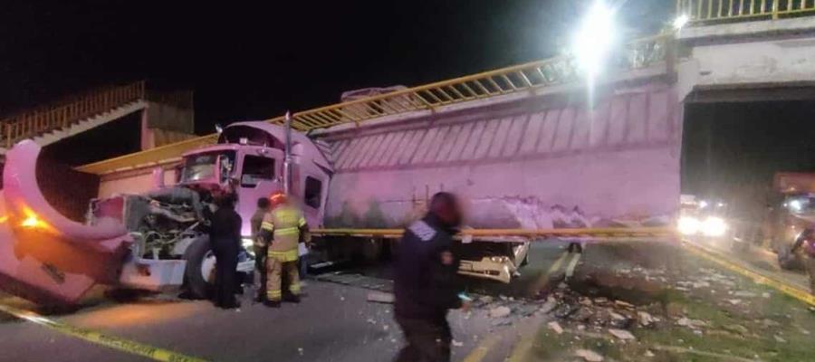 Cae puente peatonal en la carretera México-Texcoco; no se reportan víctimas