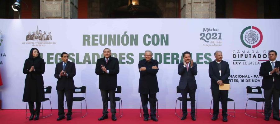 Critica Romero Hicks que AMLO solo se reúna con legisladores afines