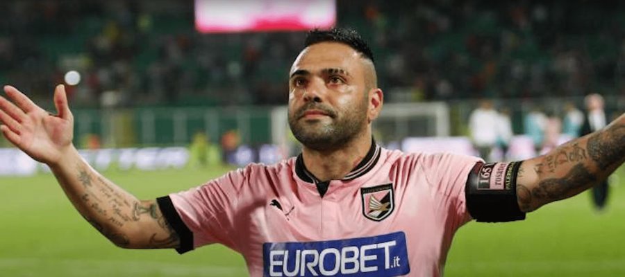 Dan 3 años y medio de prisión a exfutbolista de la Juventus