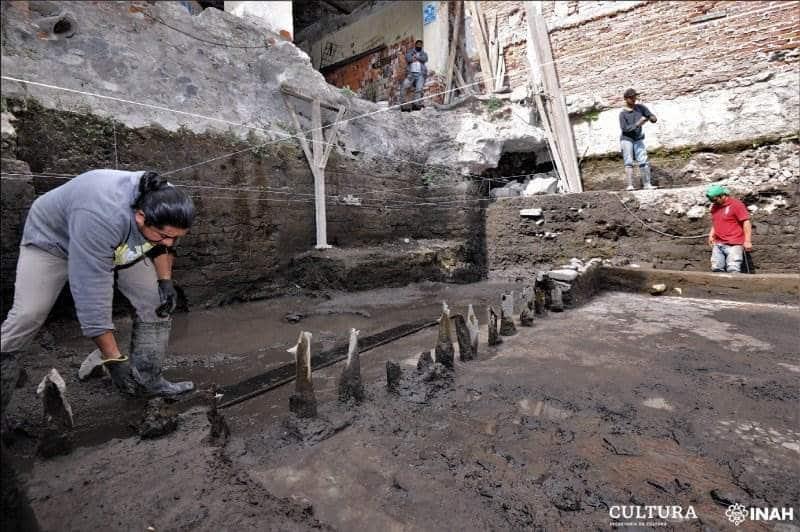 Hallan ofrenda mexica cerca de la plaza Garibaldi en la CDMX Hallan ofrenda mexica cerca de la plaza Garibaldi en la CDMX