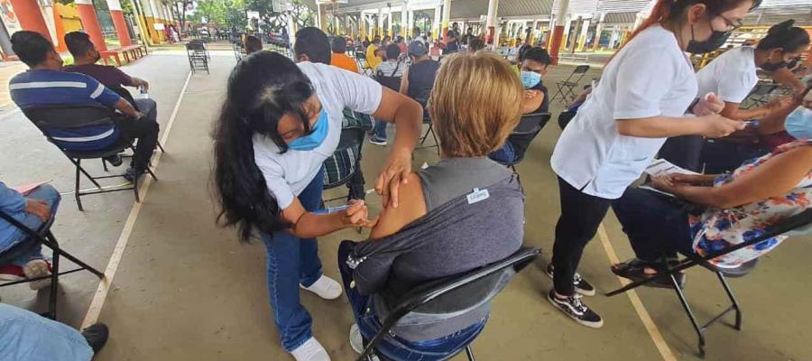 Vacunó Salud a 30 mil adolescentes de 15 a 17 años en Centro