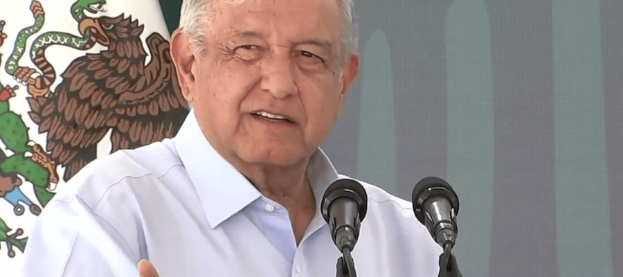 AMLO va por regularización de autos chocolate, ahora en Michoacán