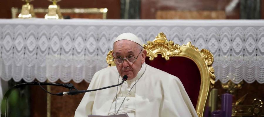 Papa Francisco pide al mundo orar por Ucrania