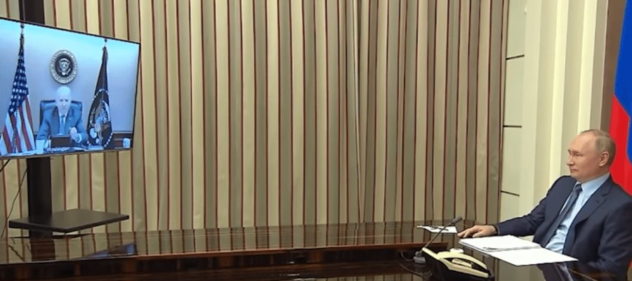 Biden advierte a Putin sobre “fuertes” sanciones si escala la crisis con Ucrania Biden advierte a Putin sobre “fuertes” sanciones si escala la crisis con Ucrania