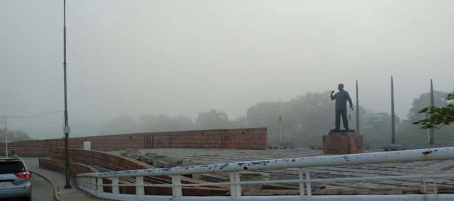 Amanece Villahermosa con neblina