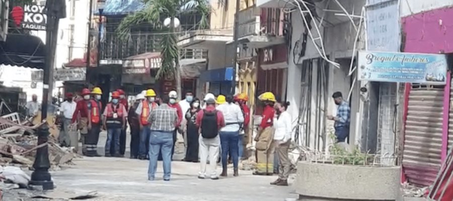 Solicitan comerciantes afectados por explosión permiso temporal para ocupar calle Juárez Solicitan comerciantes afectados por explosión permiso temporal para ocupar calle Juárez
