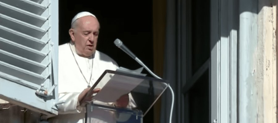 Papa Francisco reza por el pueblo de Filipinas, tras paso del tifón “Rai” Papa Francisco reza por el pueblo de Filipinas, tras paso del tifón “Rai”