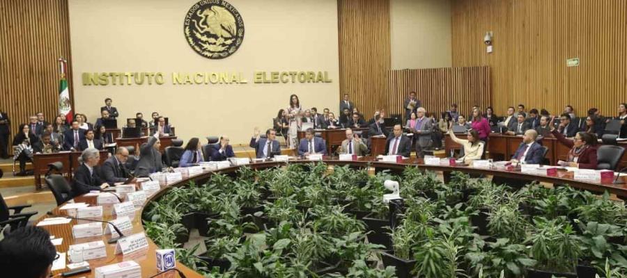 Insisten diputados de Morena, PT y PVEM que buscarán juicio político contra consejeros del INE