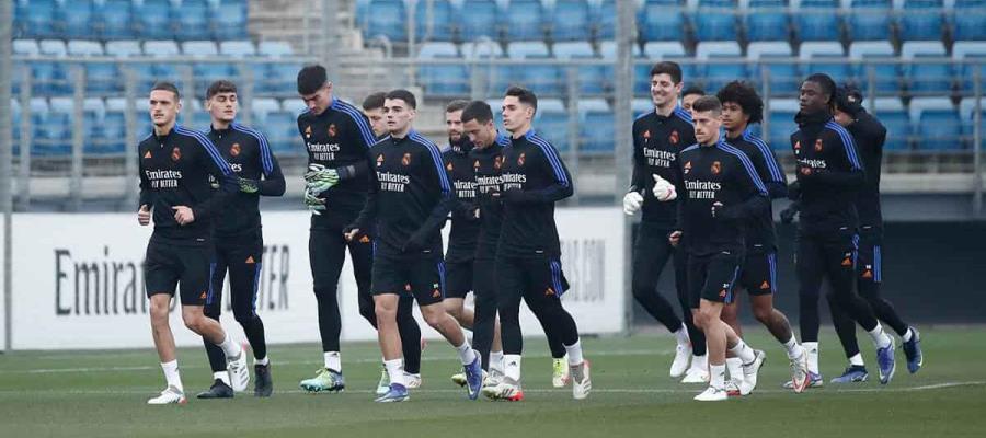 Real Madrid jugará con 11 bajas tras brote de COVID-19