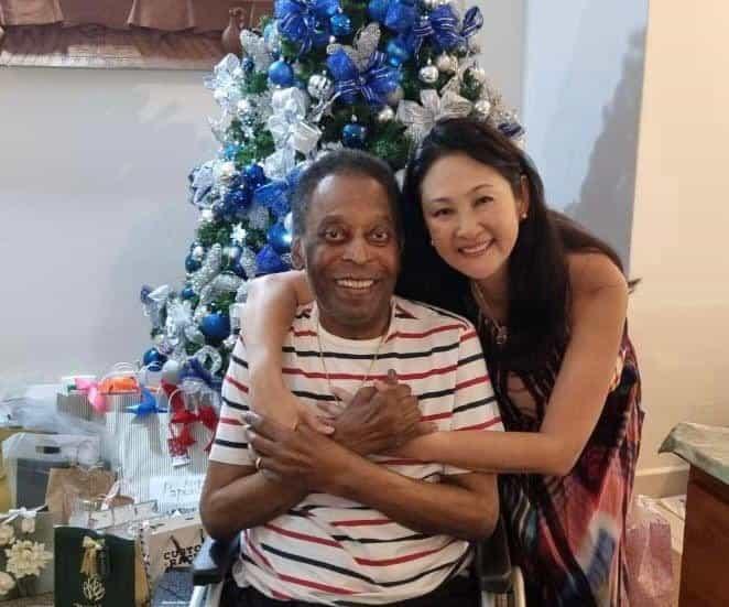 Pelé festeja Navidad tras ser dado de alta médica