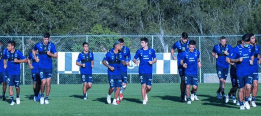 Rayados y Tigres reportan contagios de COVID-19