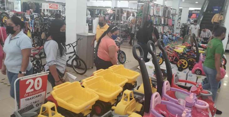 Reyes Magos abarrotan jugueterías de Villahermosa