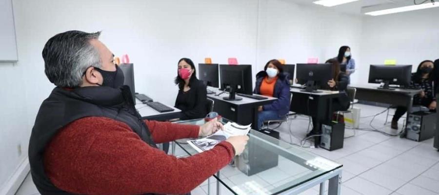 Pese a incremento de contagios, IPN mantiene regreso a clases presencial