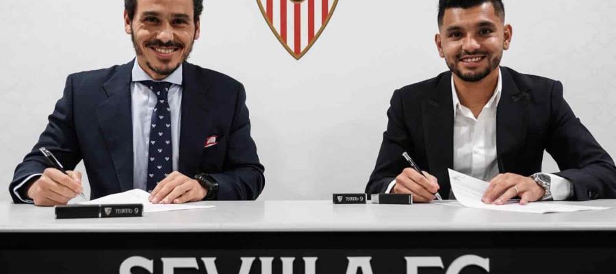 “Tecatito” es confirmado como nuevo jugador del Sevilla hasta 2025