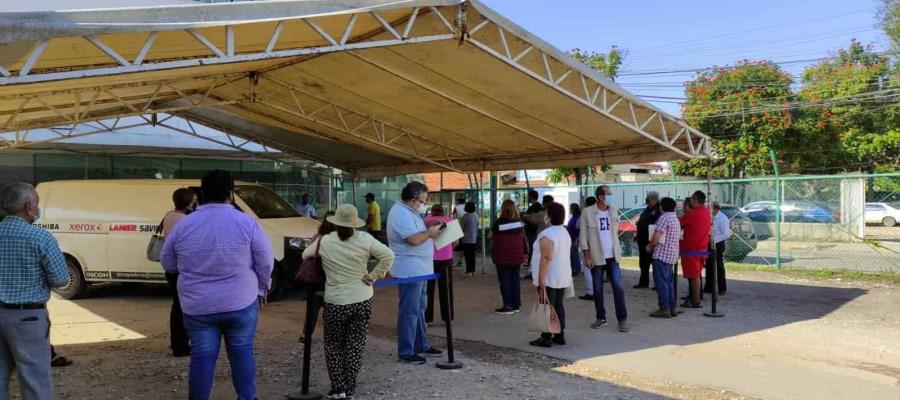 Reportan fallas en sistema para cobro de predial y agua de Centro