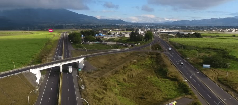 Revela AMLO ahorros millonarios en mantenimiento de red carretera del país Revela AMLO ahorros millonarios en mantenimiento de red carretera del país