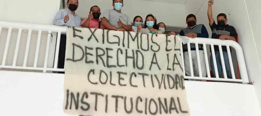 Trabajadores del Tec de Macuspana reactivan plantón permanente en rectoría