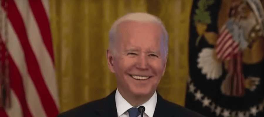 Insulta Biden a reportero tras rueda de prensa en La Casa Blanca