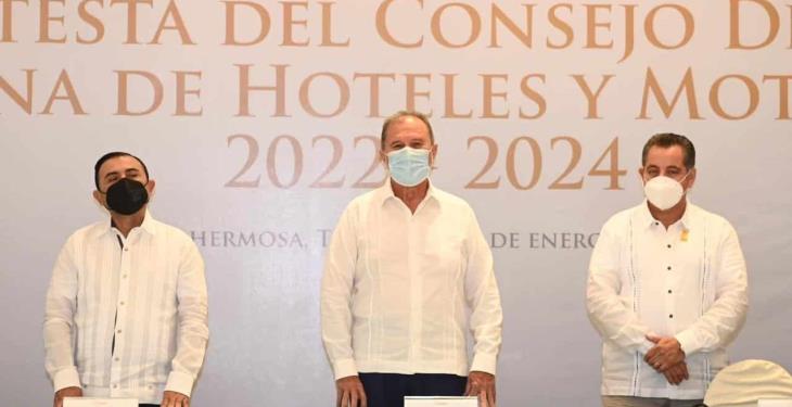Rinde protesta nuevo consejo directivo del sector hotelero en Tabasco