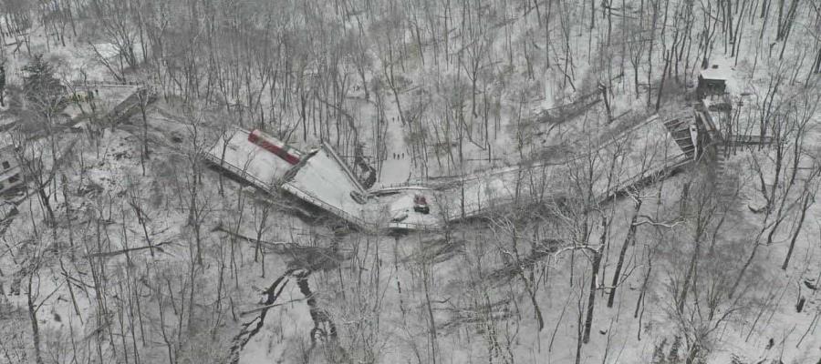 Cae puente vehicular en Pittsburgh; hay 10 heridos con lesiones menores