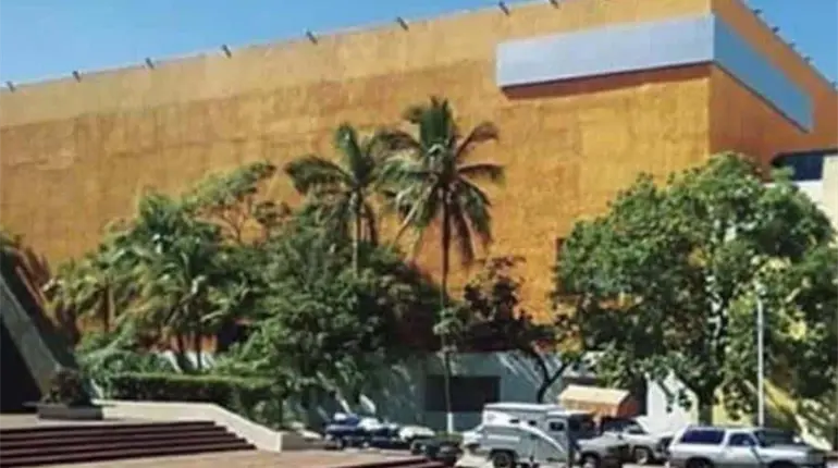 Única falla en el Centro de Convenciones es por humedad en los baños: Sotop