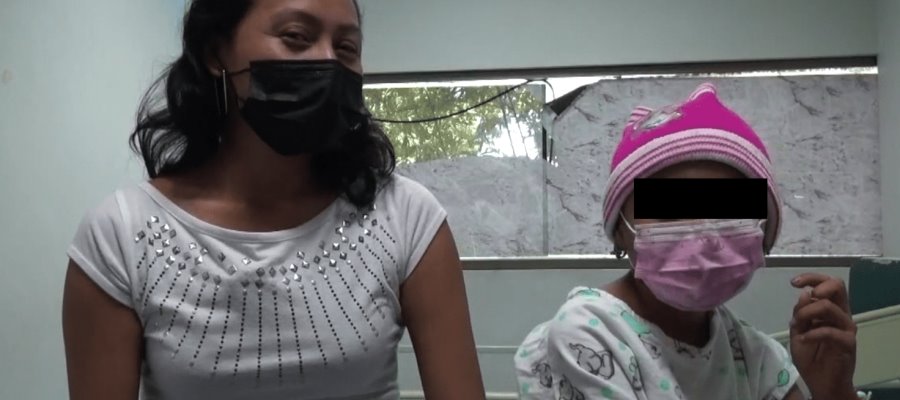Extirpan tumor en el hígado a niña de Jonuta en riesgo de muerte