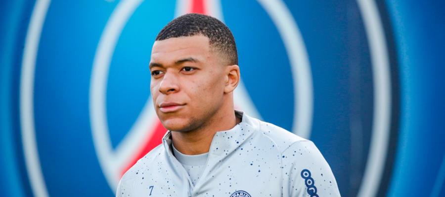 PSG ofrece 50 millones de euros anuales para convencer a Mbappé de quedarse