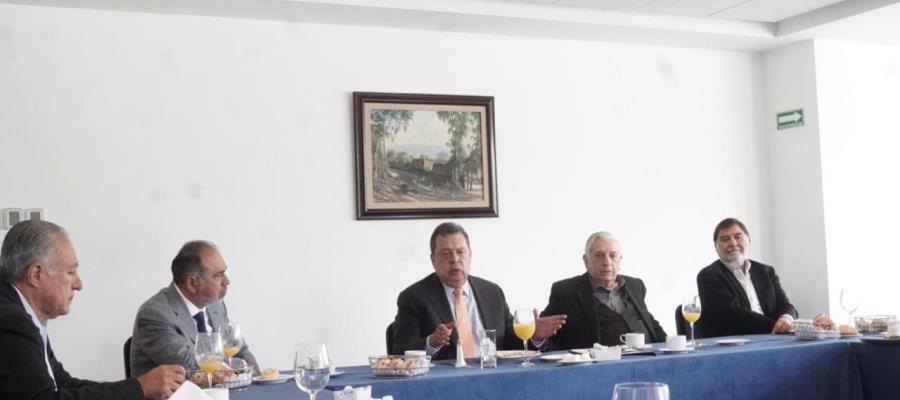 Se reúnen exgobernadores para discutir los problemas de México