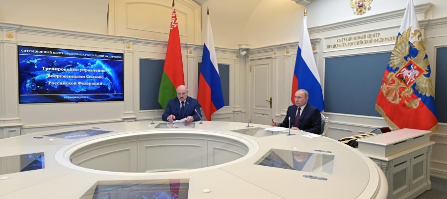 Putin reconoce independencia de Lugansk y Donetsk