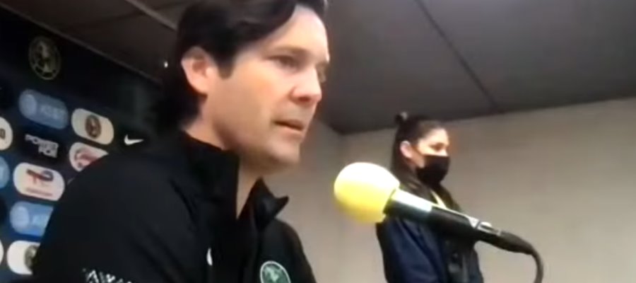 Abuchean a Solari en el Azteca tras pésimo desempeño del América Abuchean a Solari en el Azteca tras pésimo desempeño del América
