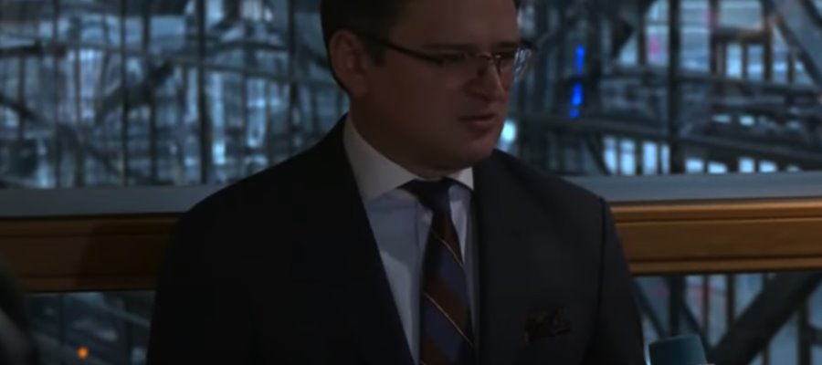 Ucrania solicita reunión urgente de seguridad tras decisión de Rusia