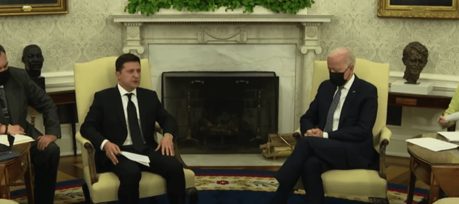 Zelenski y Biden hablan sobre fortalecimiento de sanciones contra Rusia Zelenski y Biden hablan sobre fortalecimiento de sanciones contra Rusia