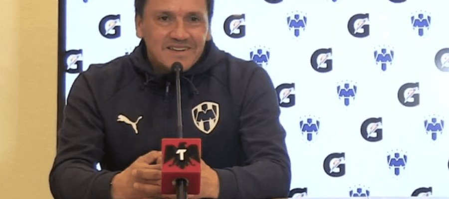 Llega Hugo Castillo como DT interino de Rayados