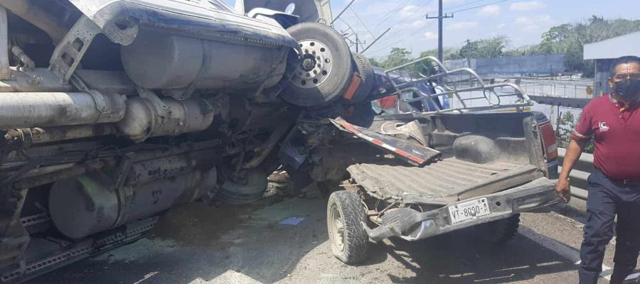 Carambola de tráileres en la Cárdenas-Coatzacoalcos