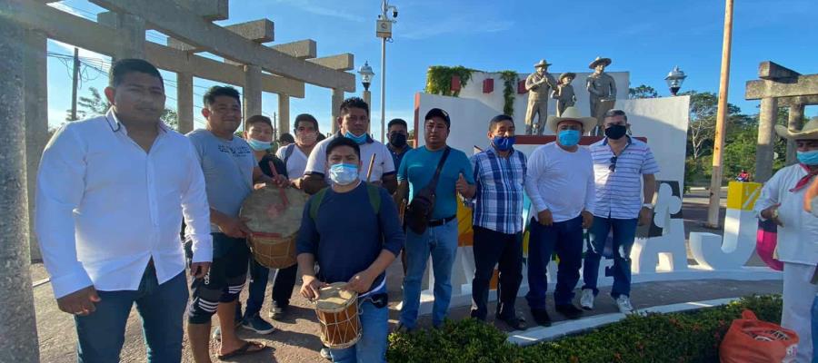 Protestan contra decisión de remover monumento “Los tamborileros” en Nacajuca