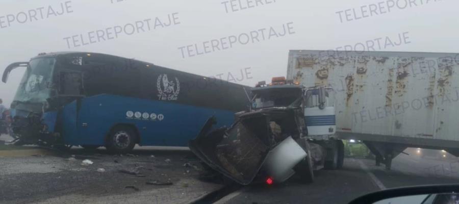 Un muerto y un herido deja carambola en la Villahermosa-Cárdenas 