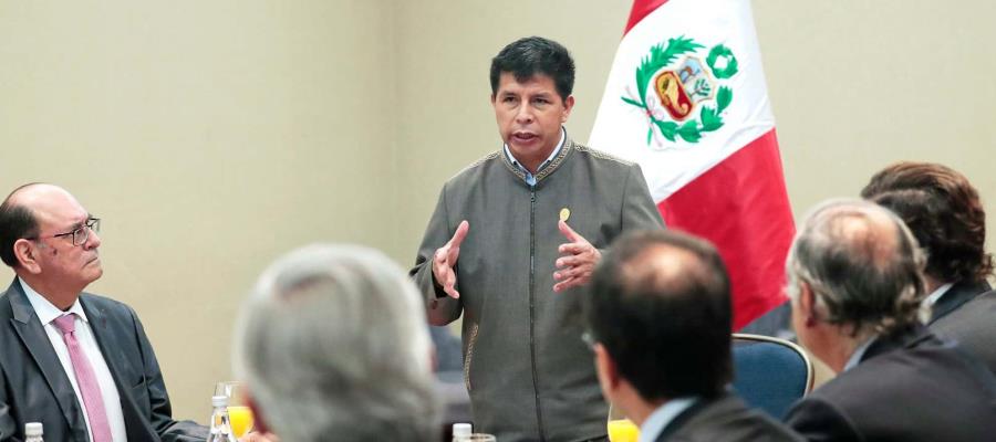 Agradece Pedro Castillo a AMLO por cancelar Cumbre de la Alianza del Pacífico