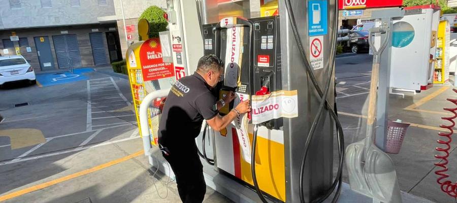 Profeco clausura gasolinera de Shell que vendía litros en 30 pesos