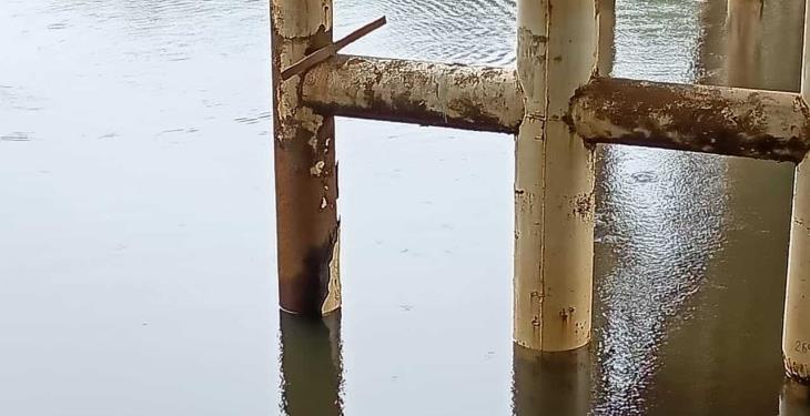 Mantendrán habitantes de Curahueso restricción en el paso a unidades pesadas por puente El Cometa